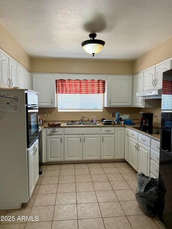 5856 Colby St, Mesa, AZ 85205