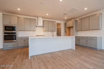 5857 Granite St, Gilbert, AZ 85298