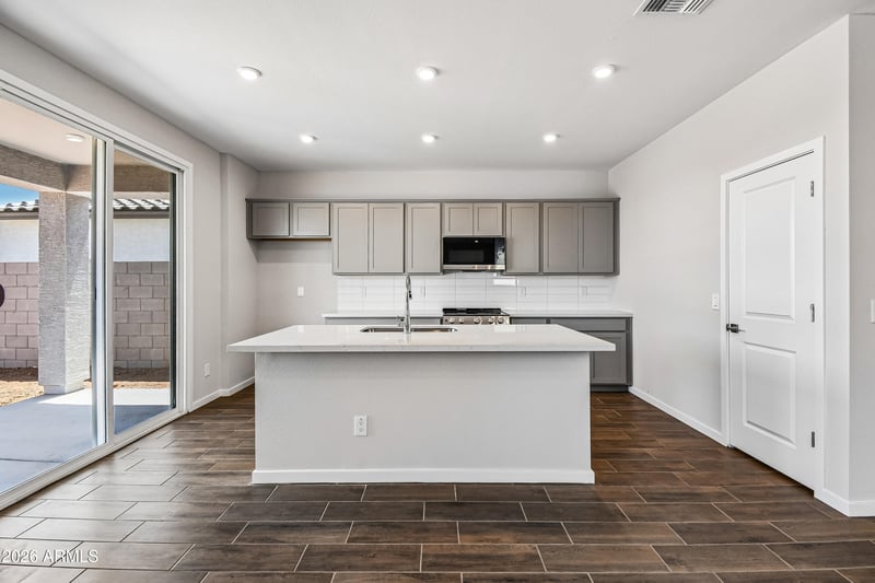 5858 E Sideoats Way, San Tan Valley, AZ 85143
