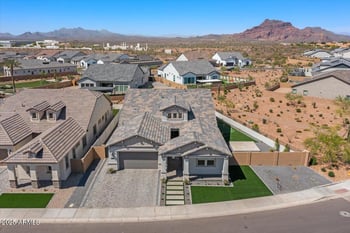 5860 Sanford St, Mesa, AZ 85215
