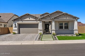 5860 Sanford St, Mesa, AZ 85215