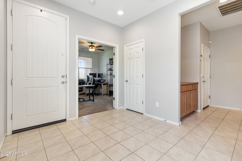 5863 187th Ln, Litchfield Park, AZ 85340