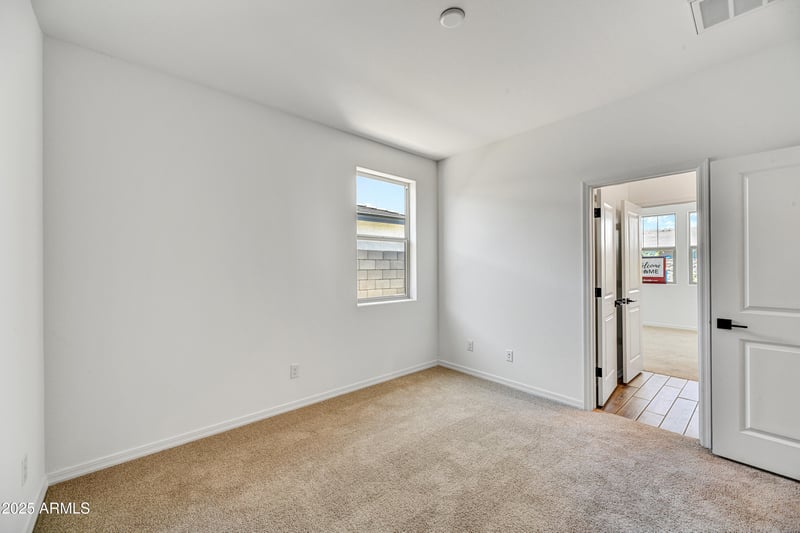 5863 193rd Dr, Litchfield Park, AZ 85340