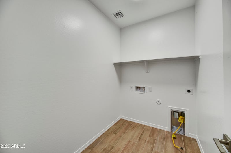 5869 193rd Dr, Litchfield Park, AZ 85340