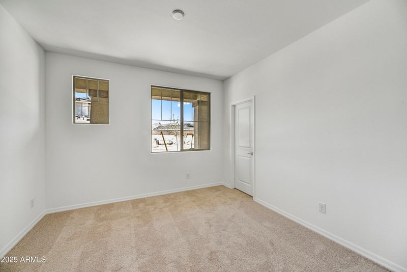 5869 N 193rd Dr, Litchfield Park, AZ 85340