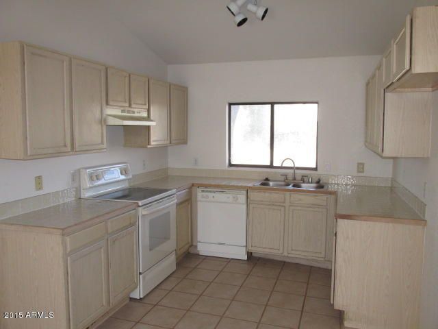 587 E Navajo Ave, Apache Junction, AZ 85119