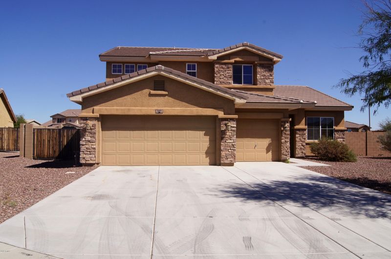 587 S 220th Ave, Buckeye, AZ 85326