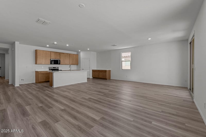 5870 246th Ln, Buckeye, AZ 85326