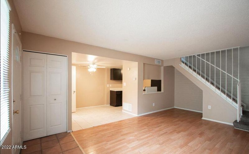 5870 N 47th Dr, Glendale, AZ 85301