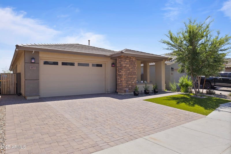 5871 187th Ln, Litchfield Park, AZ 85340