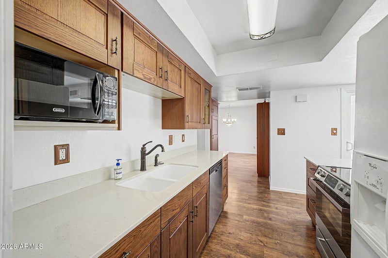 5873 E Thomas Rd, Scottsdale, AZ 85251