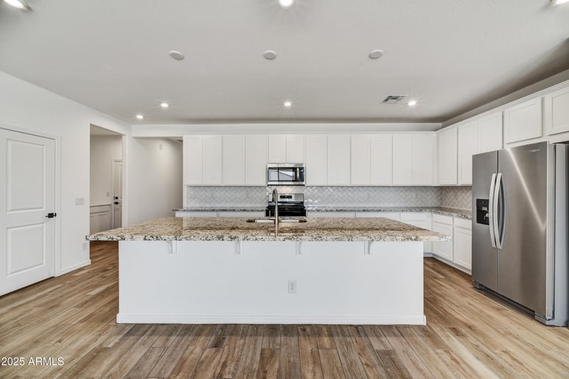 5875 193rd Dr, Litchfield Park, AZ 85340