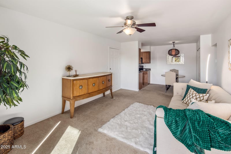 5877 Granite Reef Rd #2212, Scottsdale, AZ 85250