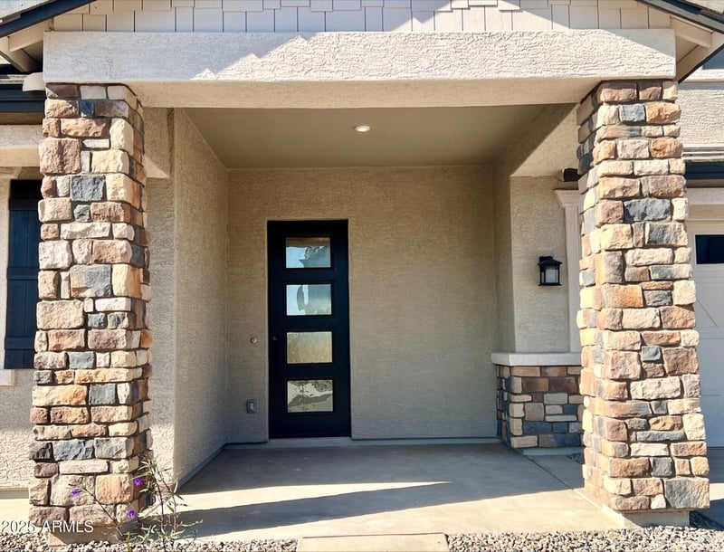 5878 193rd Dr, Litchfield Park, AZ 85340