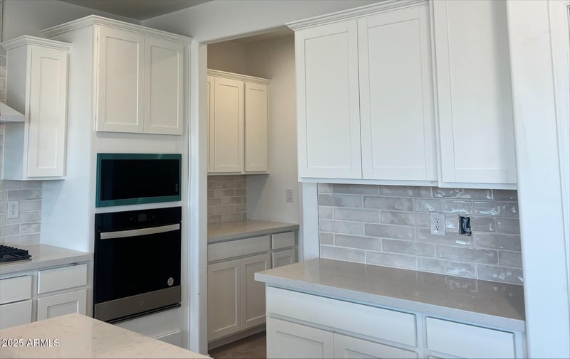 5878 193rd Dr, Litchfield Park, AZ 85340