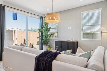 5878 Zachary Dr, Phoenix, AZ 85054