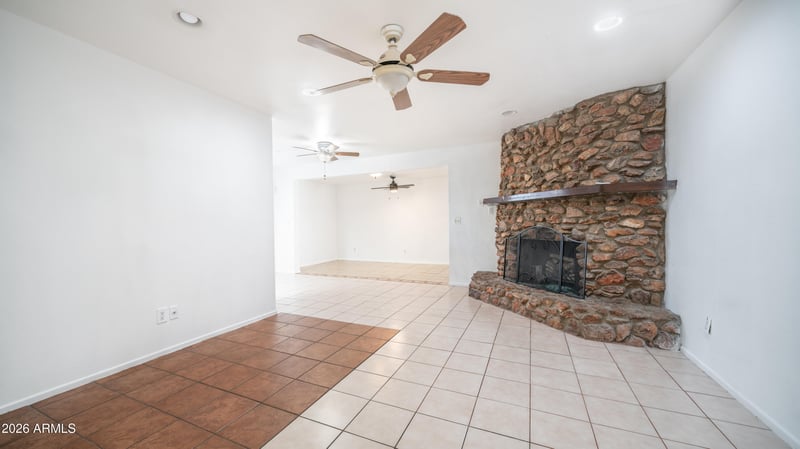 588 W 21st Ave, Apache Junction, AZ 85120