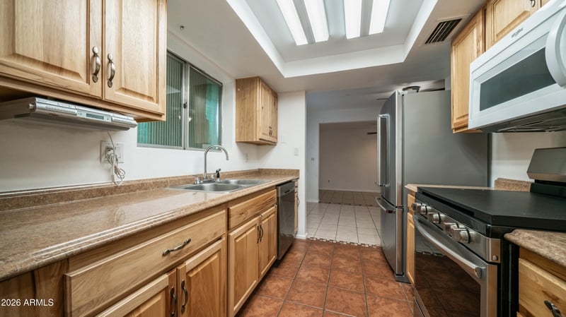 588 W 21st Ave, Apache Junction, AZ 85120