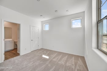 5881 193rd Dr, Litchfield Park, AZ 85340