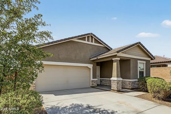 5882 N 195th Dr, Litchfield Park, AZ 85340