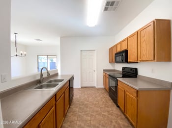 5882 Sunrise Cir, Florence, AZ 85132