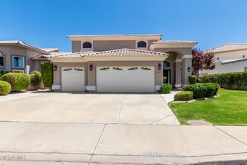 5887 W Del Lago Cir, Glendale, AZ 85308