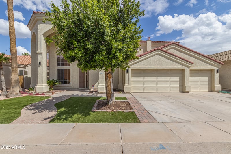589 Acacia Dr, Gilbert, AZ 85233
