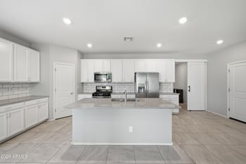 59 Liberty Ln, Gilbert, AZ 85296