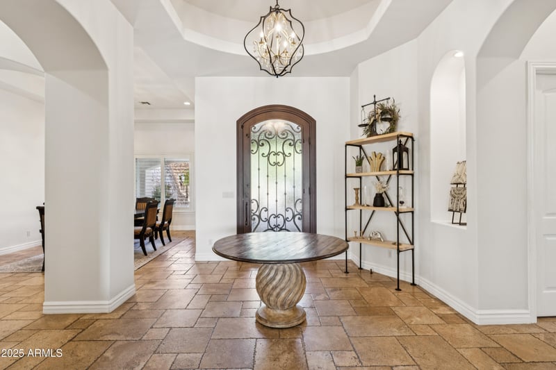 5900 Gemstone Dr, Chandler, AZ 85249