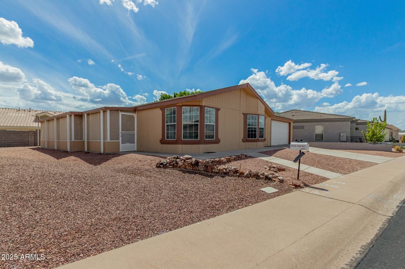 5901 Leonora St, Mesa, AZ 85215