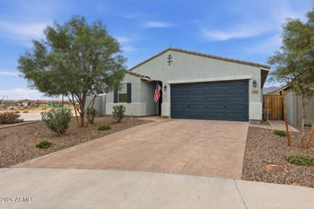 5902 199th Ln, Litchfield Park, AZ 85340