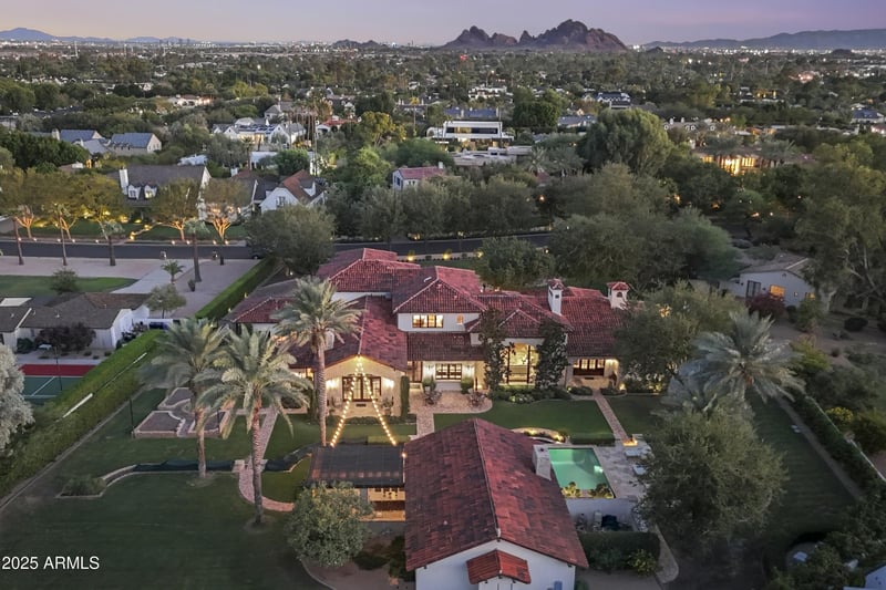 5902 Arcadia Ln, Phoenix, AZ 85018