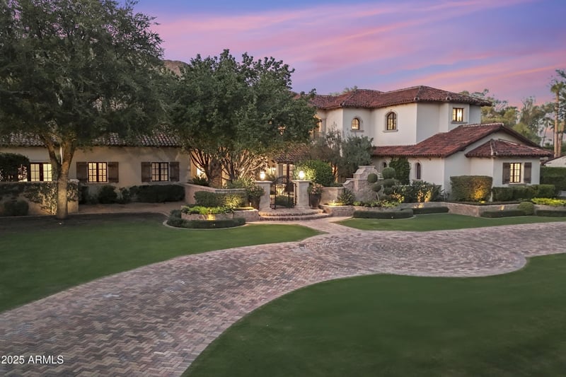 5902 Arcadia Ln, Phoenix, AZ 85018