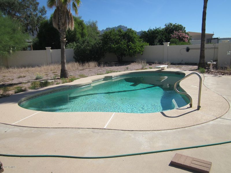 5902 E 14th Ave, Apache Junction, AZ 85119