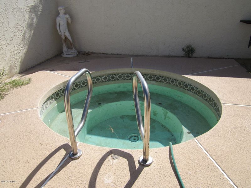 5902 E 14th Ave, Apache Junction, AZ 85119