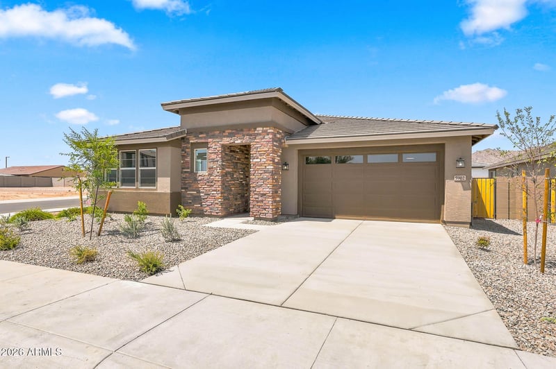 5902 N 194th Dr, Litchfield Park, AZ 85340