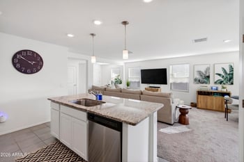 5904 23rd Dr, Phoenix, AZ 85041