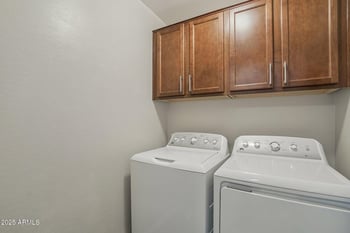 5904 35th Pl, Phoenix, AZ 85040