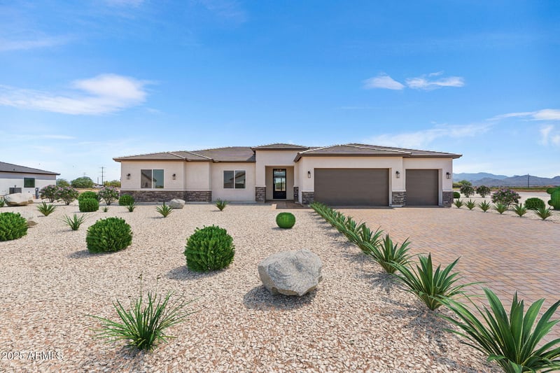 5905 182nd Ave, Goodyear, AZ 85338