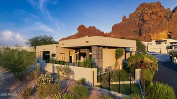 5905 Echo Canyon Ln, Phoenix, AZ 85018