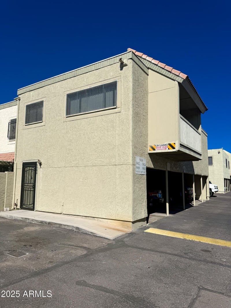 5906 48th Ave, Glendale, AZ 85301
