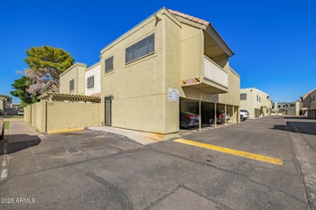 5906 48th Ave, Glendale, AZ 85301