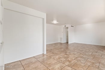 5906 48th Ave, Glendale, AZ 85301