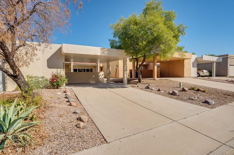 5906 E Nance St, Mesa, AZ 85215