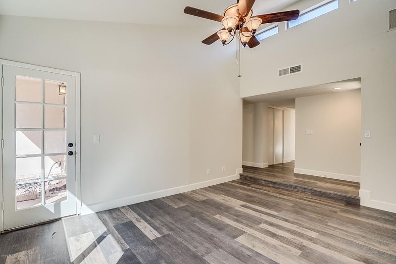 5906 E Nance St, Mesa, AZ 85215