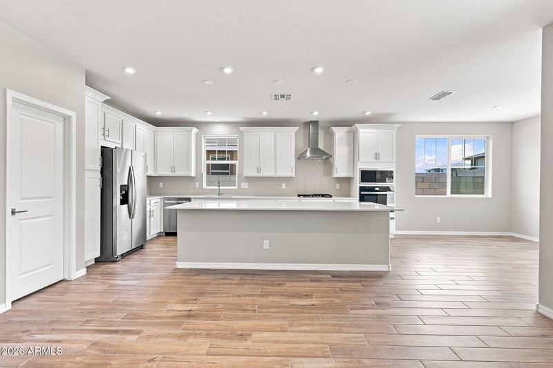 5908 N 194th Dr, Litchfield Park, AZ 85340