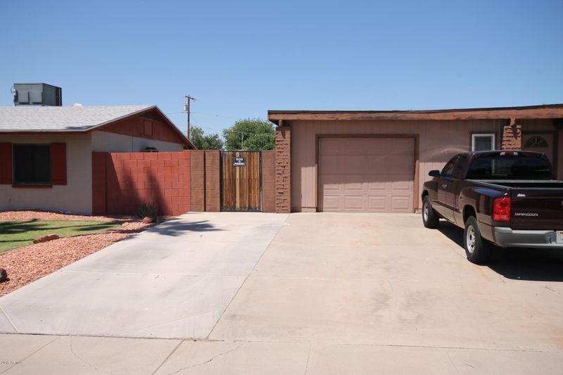 5908 W Columbus Ave, Phoenix, AZ 85033