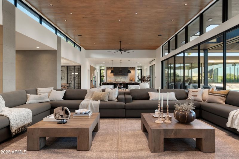 5909 E Sanna St, Paradise Valley, AZ 85253