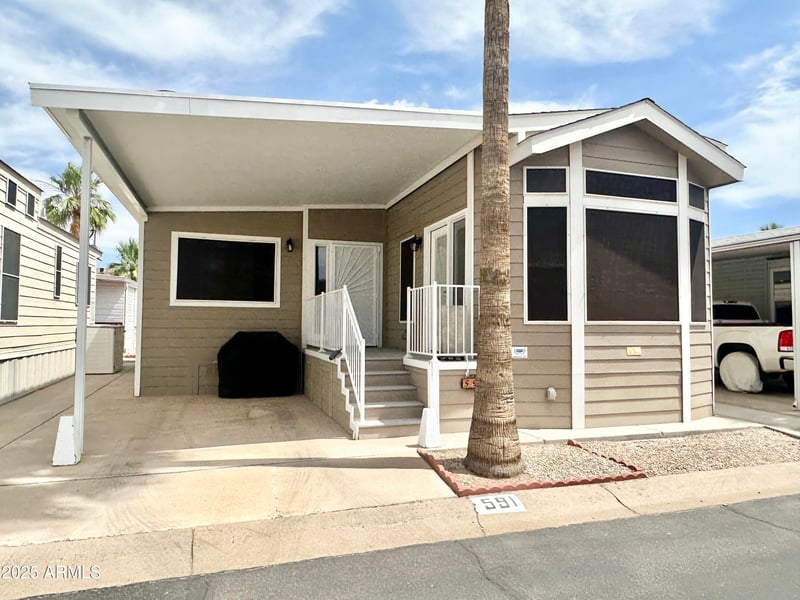 591 Ironstone Dr, Apache Junction, AZ 85119