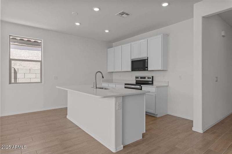 5910 246th Ln, Buckeye, AZ 85326